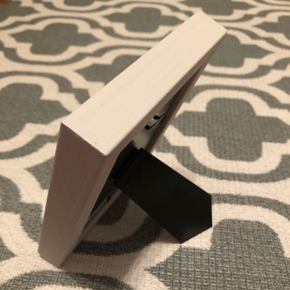 Set of 6 white wooden picture frames 4 X 6” NWT - Picture 4 of 8